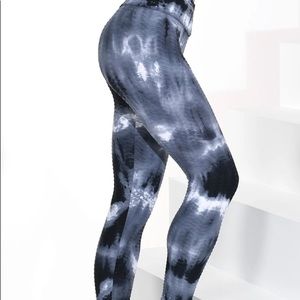 Booty by Brabants Tie Dye Leggings